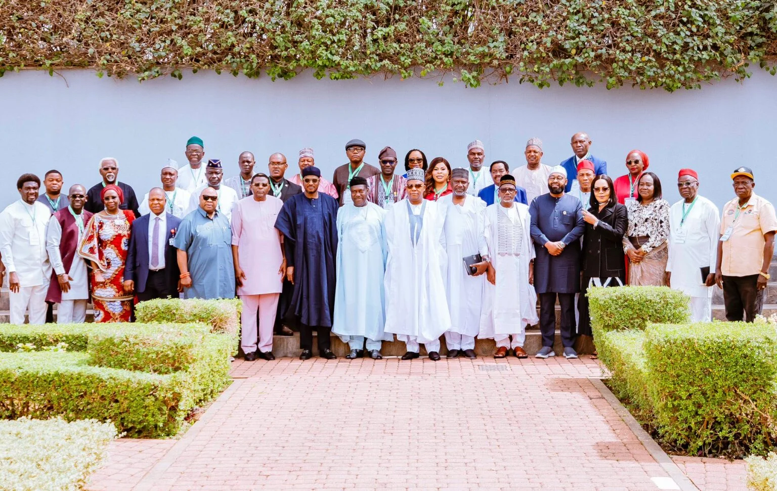 VP Kashim Shettima in a group photograph with the 37-man Tripartite Committee on National Minimum Wage, in Abuja