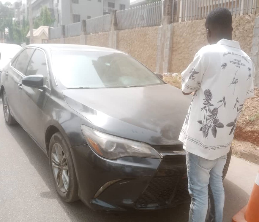 EFCC raids Abuja nightclub, arrests 11 Internet fraudsters 4 20240219 173133