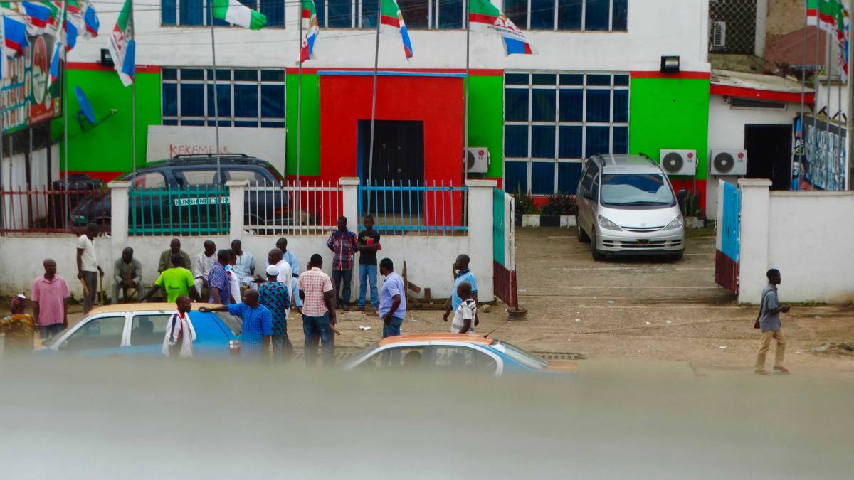 APC Secretariat 1
