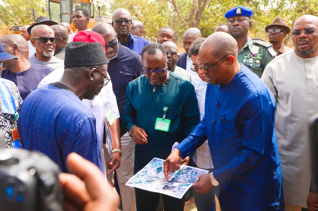 Abuja metro line will become operational by May this year, FCT Minister assures 2 Access to train stations