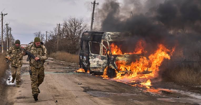 Russia strikes Ukraine drone