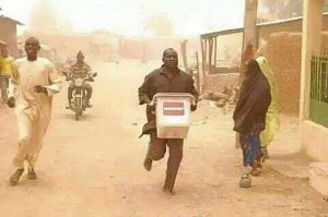 Thug snatch ballot box