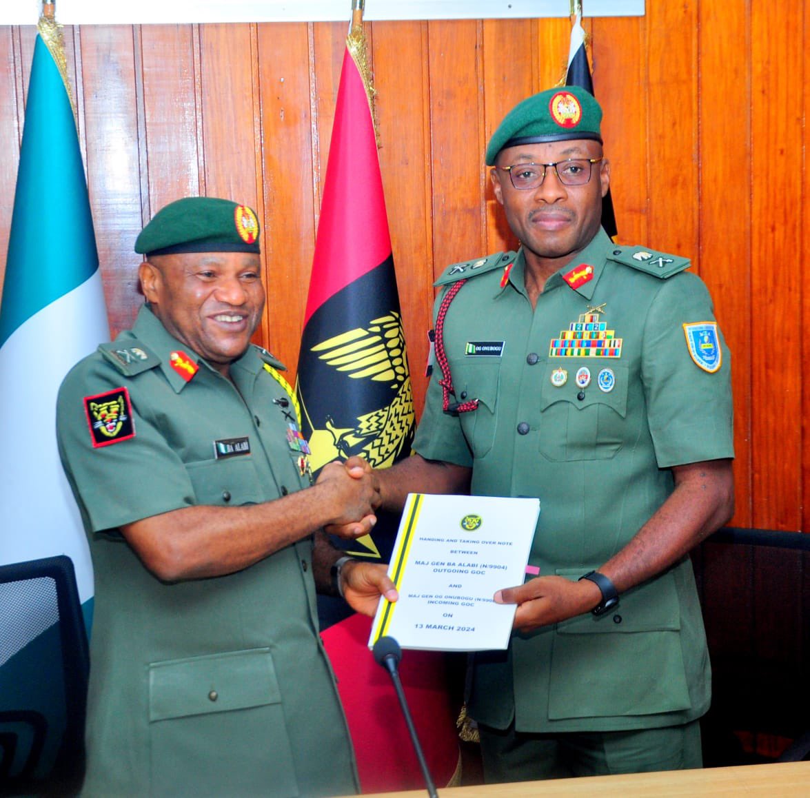 New GOC 2 Division Nigeria Army assumes command 3 46th General Officer Commanding (GOC), 2 Division, NA, Major General Obinna Onubogu and his predecessor, Major General Bamidele Alabi