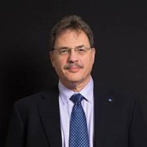 Dr Larry Diamond