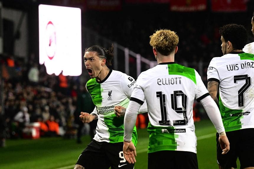 Europa: Liverpool hammer Sparta Prague 5-1