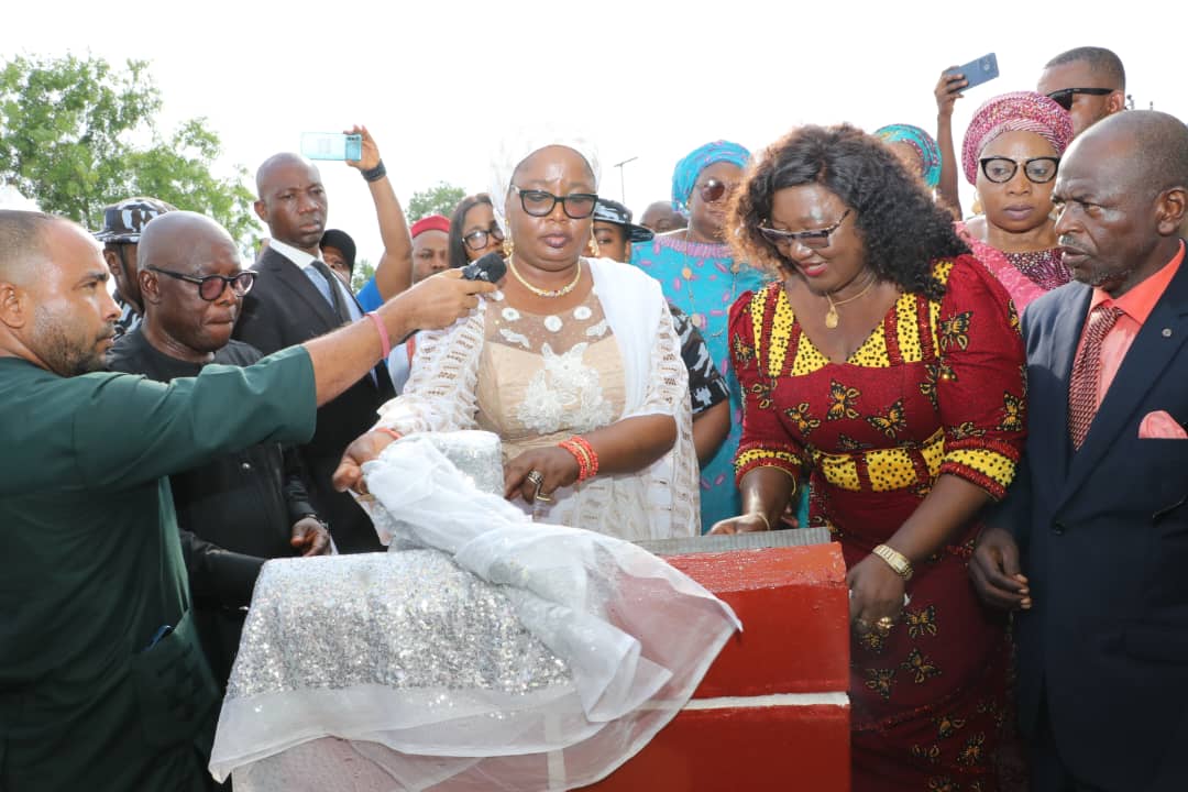 Mujidat Folashade Tinubu-Ojo inaugurating the International Centre for Vocational and entrepreneurial skill and research at Havilla University in Cross River State.