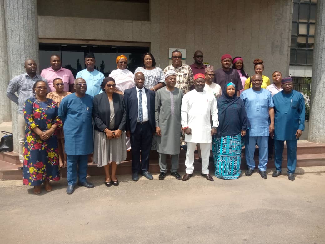 A cross section of the participants at the workshop