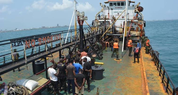Nigeria Navy intercepts Ghanaian vessel arrests crews
