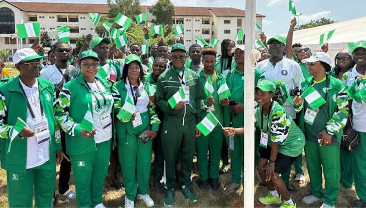 Minister of Sports Development, Sen. John Owan Enoh, with Team Nigeria