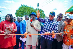 Jonathan inaugurates 1.3km flood control tunnel in Akwa-Ibom