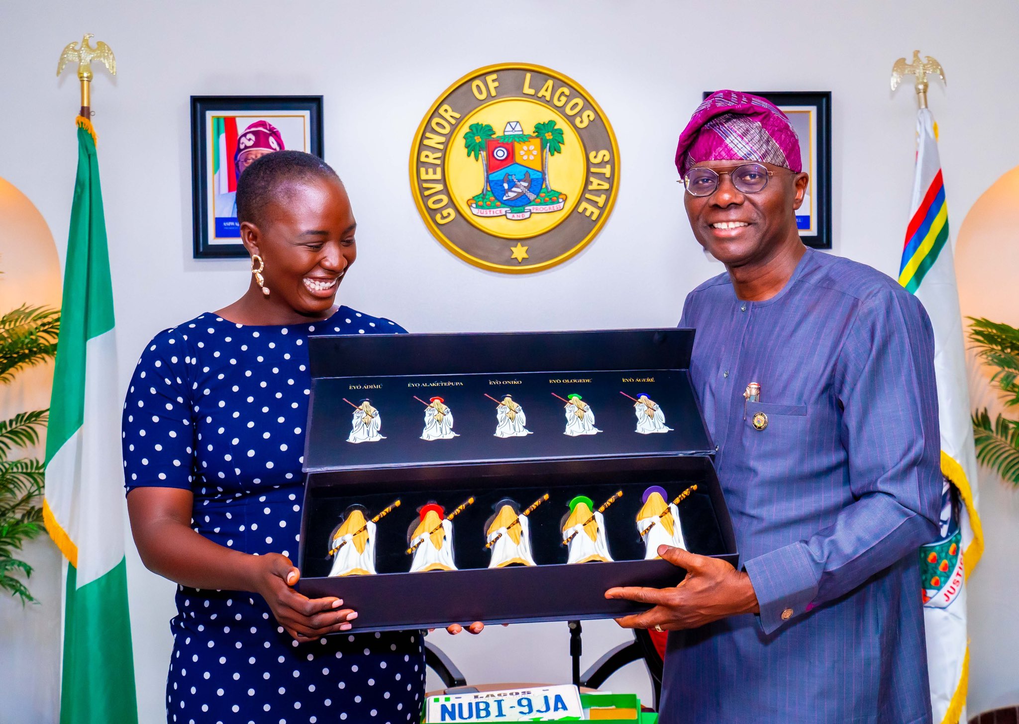 Sanwo-Olu presents Nubi branded car, says she’s shifted mountains 2 20240408 200949