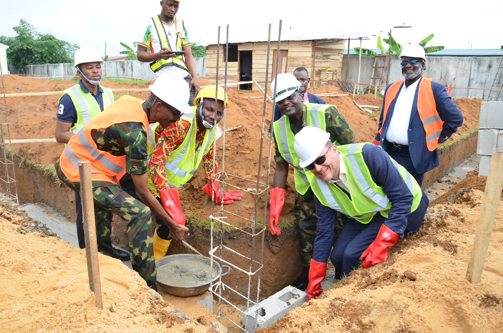CSR: Totalenergies inaugurates project in Port-Harcourt barracks 2 20240412 064215
