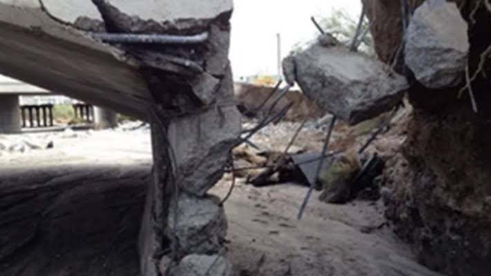 The collapsed bridge under construction