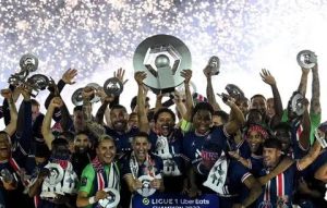 PSG crown