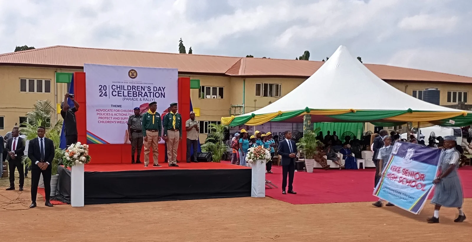 (Left) Dr Obafemi Hamza, Deputy Governor of Lagos State and Mr Jamiu Alli-Balogun, Commissioner, Ministry of Basic & Secondary Education, Lagos State.