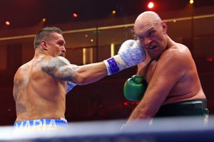 Oleksandr Usyk Vs Tyson Fury