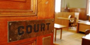 court door 1024x683 1 1 750x375 1