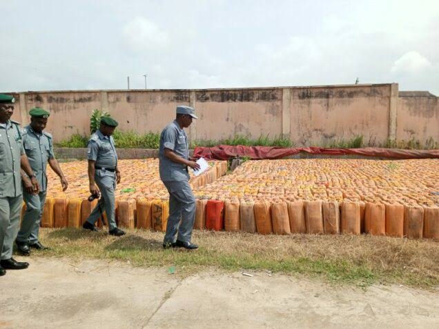 Nigerian Customs intercept gallons of fuel