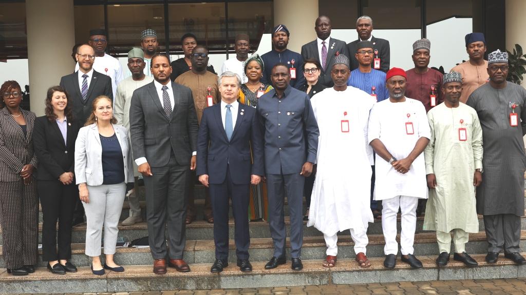 EFCC, FBI strengthen strategic partnership in fight against cybercrimes 2 Christopher Wray, FBI’s Director led a team of the Bureau’s top officials on a visit to the EFCC’s Executive Chairman, Mr. Ola Olukoyede, on Friday at the Commission’s Abuja corporate headquarters.
