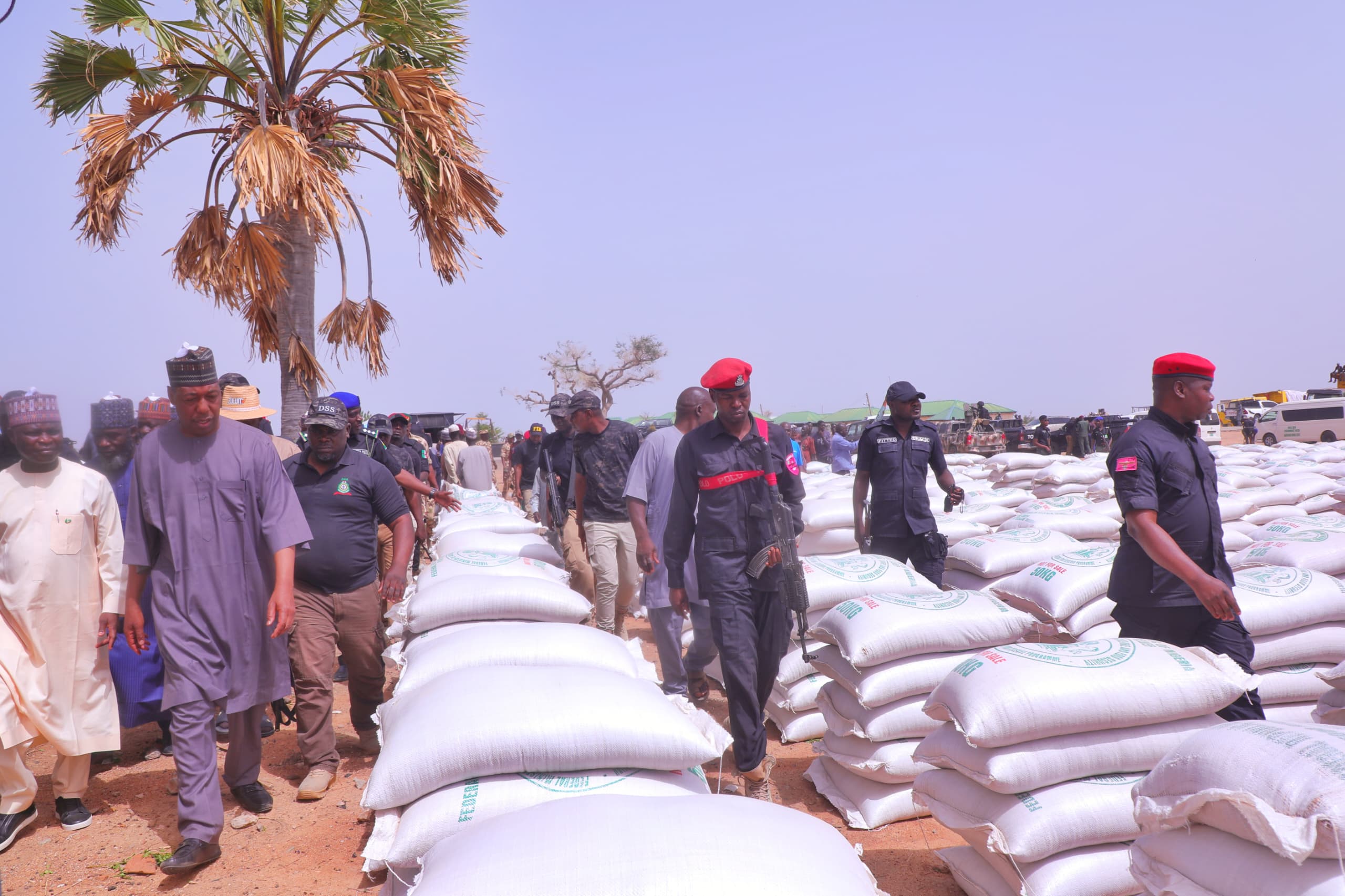 Zulum delivers grains donated by FG to 10,000 residents in Pulka 3 IMG 20240603 WA0043