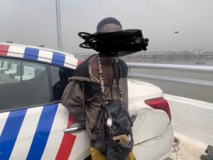Police nab vandal on third mainland bridge