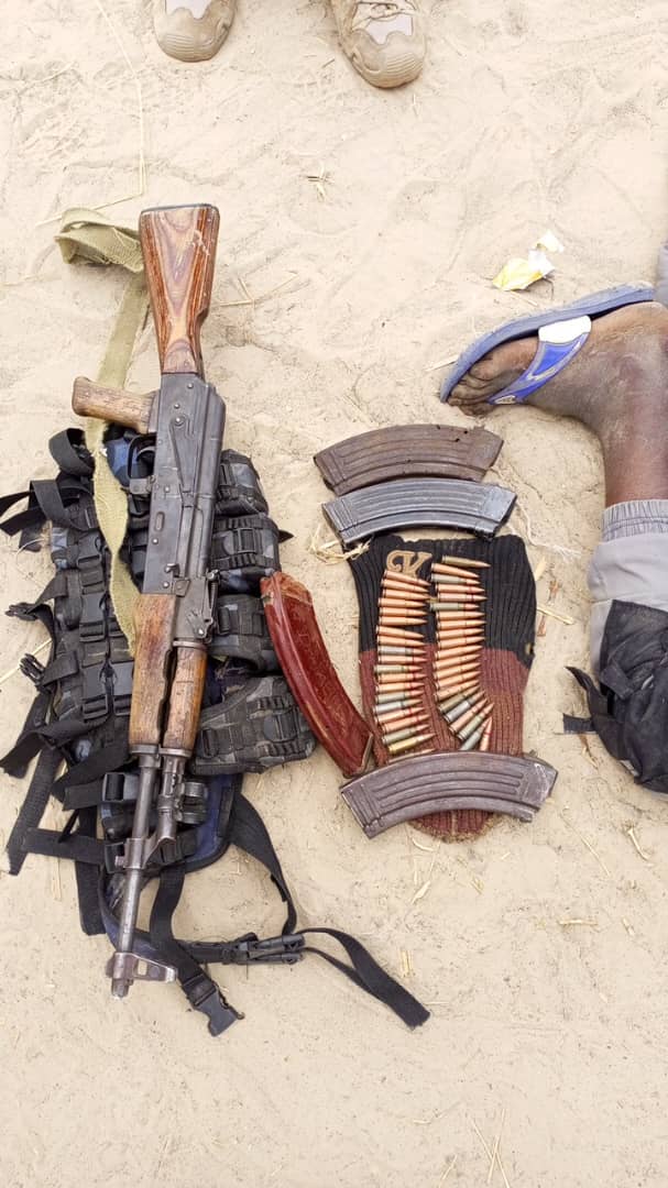69 Boko Haram terrorists, families surrender to MNJTF in Cameroon, Niger Republic 2 IMG 20240709 WA0001