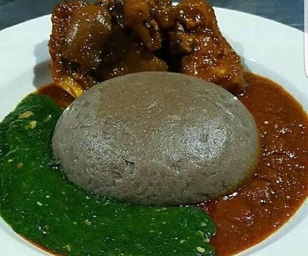Amala is eaten mostly by the Yoruba people of Nigeria. It is more commonly paired with 'Ewedu' and stew.