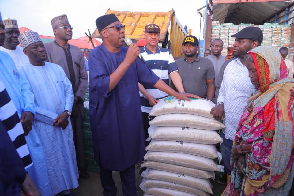 Zulum flags off distribution of relief to Maiduguri flood victims 2 IMG 20240916 WA0036