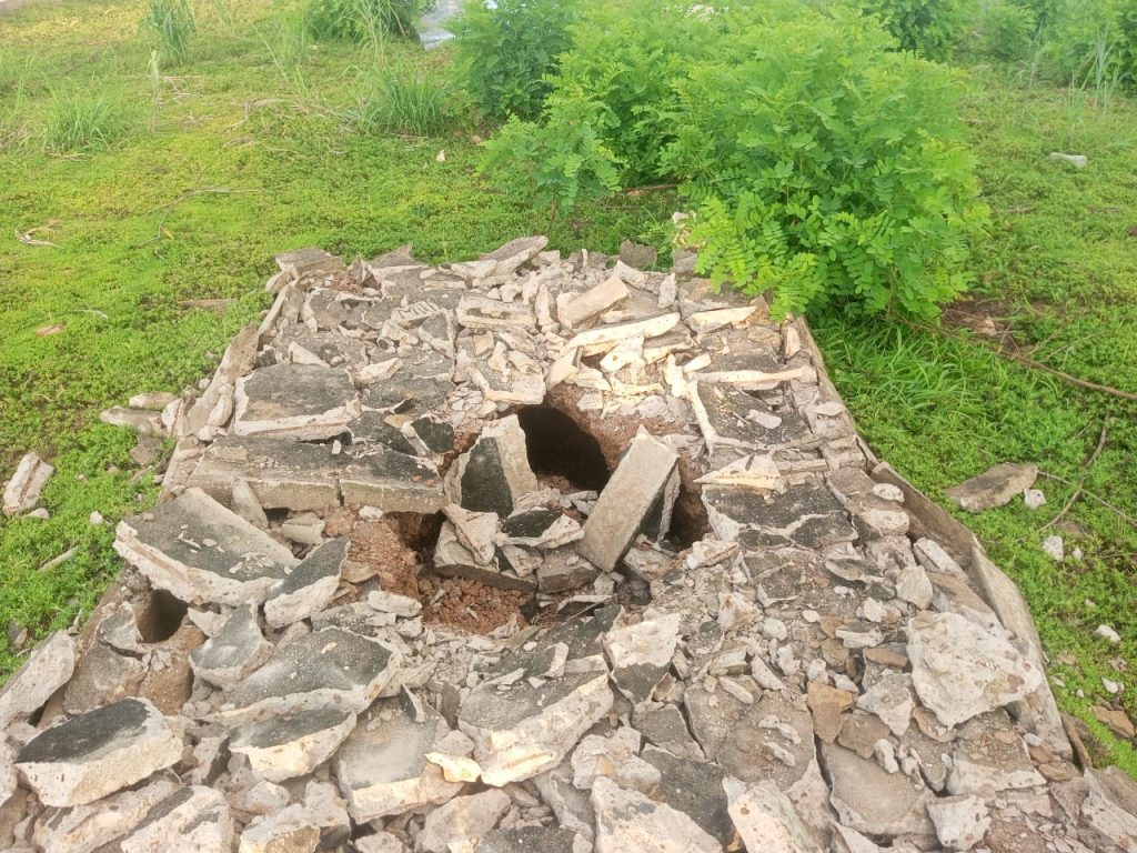 Bauchi police arrest scavenger for destroying, extracting iron rods from graves 2 IMG 20240922 WA0033
