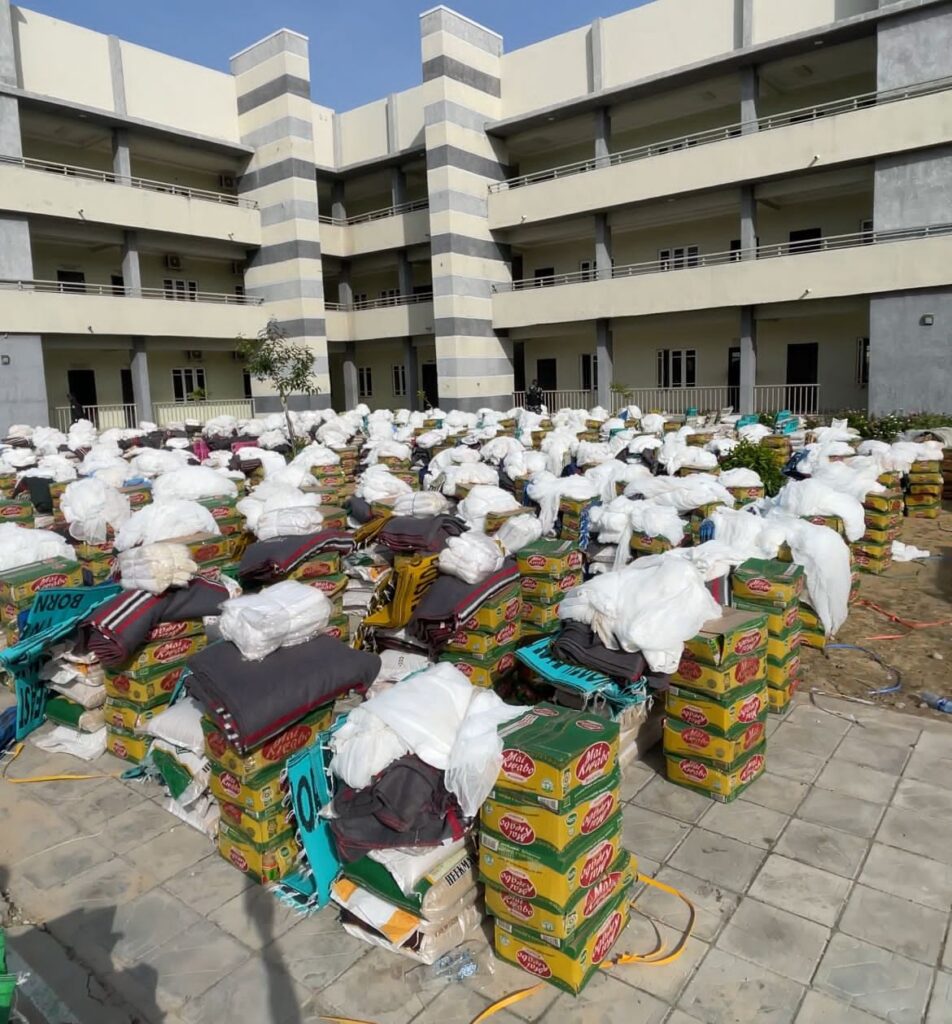 Zulum supervises distribution of food items to flood victims at Shehuri ward 2 IMG 20240930 WA0019