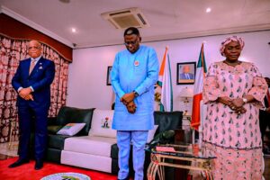 Governor Otu visits Eno in Akwa-Ibom