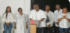 Ghanas President elect John Mahama surrounded by family members giving his acceptance Speech