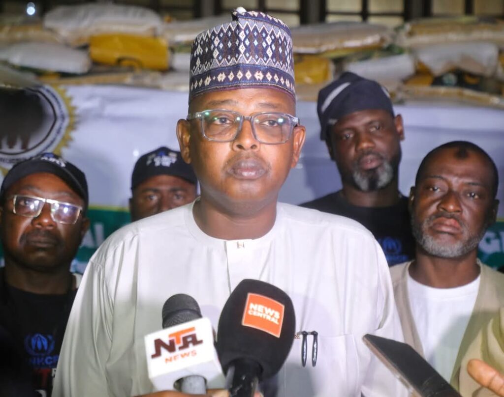 FG hands over relief items to Borno returnees from Chad 4 20250218 092535