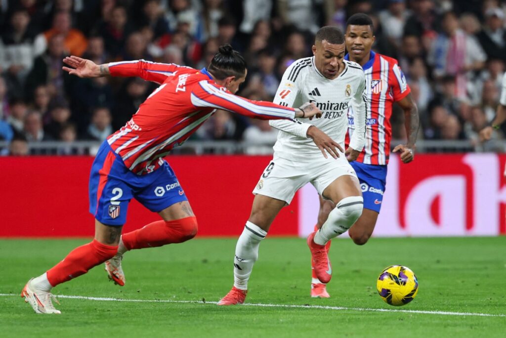 AFP 20250208 36XG3AK v1 Preview FblEspLigaRealMadridAtleticoMadrid