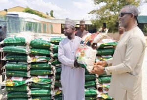 Wike distributes rice to Muslim groups in abuja