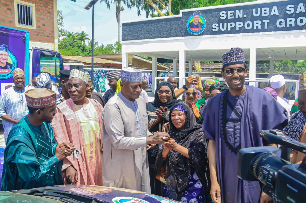 Again, Rep Ahmed Manir gives out 13 cars to constituents 2 IMG 20250331 WA0003