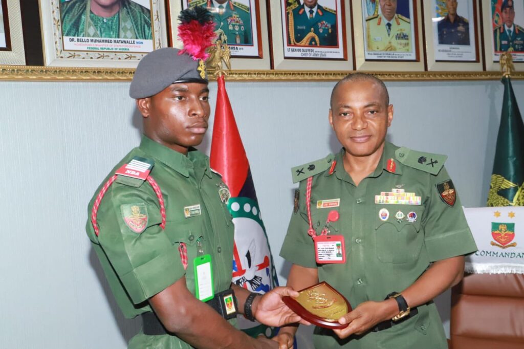 Major General JO Ochai, the Commandant, bid farewell to Cadet Covenant Toluwanimi Ogunmola