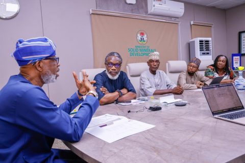 Minister of Solid Minerals Development, Dr Dele Alake (middle) with a delegation from the newly established department of Gemology and Gemstone at the Yakubu Gowon University, Abuja.