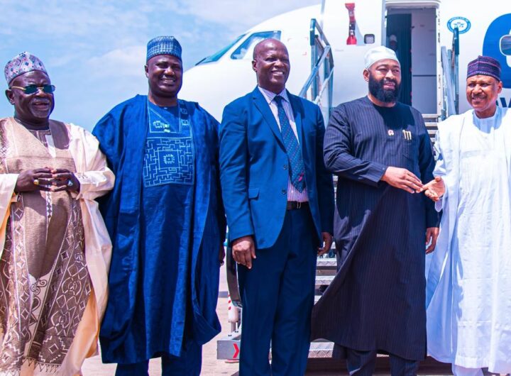 L-R: Former Niger State Governor, Dr. Babangida Aliyu; Minister of State for Agriculture and Food Security, Dr Aliyu Abdullahi; Chief Executive Officer of Overland Air, Mr Edward Boyo; Niger State Governor, Hon. Umaru Bago and Minister of Information and National Orientation, Mohammed Idris, at the inauguration of commercial flight from Bola Tinubu International Airport Minna to Nnamdi Azikiwe International Airport, Abuja on Wednesday.