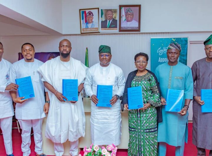 L-R: Manji Wilson, Chief Technical Adviser on Development Partnerships, Plateau State; Abuchi Peter Ugwu, CEO of Chocolate City Music; Audu Maikori, Chairman of Chocolate City Group; Hon. Cornelius Doeyok, Commissioner for Tourism, Culture, and Hospitality; Mrs. Dongkum Grace Shwarta, Commissioner for Finance; Hon. Musa Ibrahim Ashoms, Commissioner for Youth; and Hon. Sylvanus Dongtoe, Commissioner for Housing & Urban Development, at the creative sector partnership signing ceremony in Jos, Plateau State.