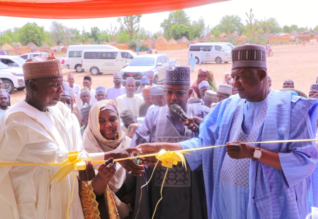 Zulum commissions school in Maiduguri