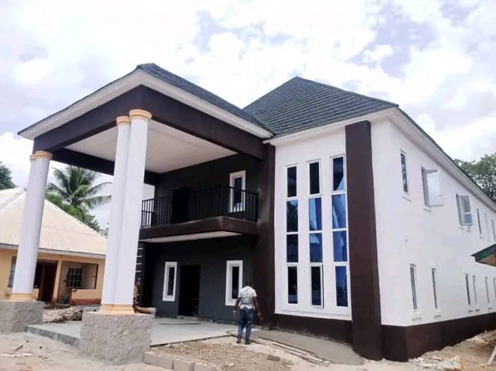 Ebonyi commissions duplexes for traditional rulers