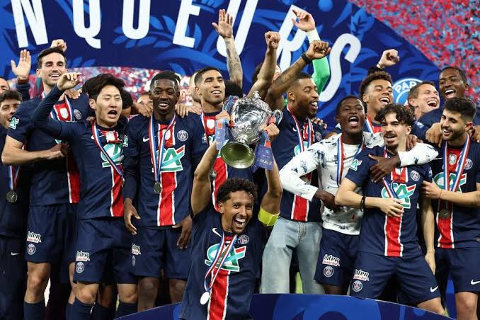 PSG players celebrating their victory at the end of Coupe de France final