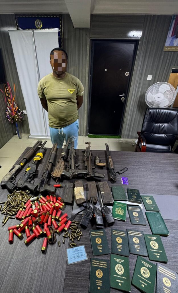 Police arrest notorious hired killer in Lagos, recover weapons 2 Lagos police arrest wanted notorious hired killer 1