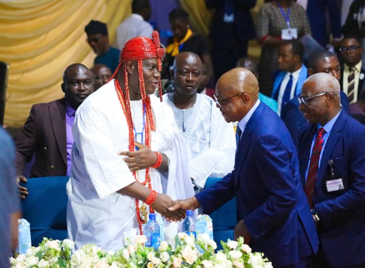 Ooni of Ife, Oba Enitan Ogunwusi, and the FCT Minister, Nyesom Wike, during the 2025 OAU Distinguished Personality Lecture titled: 'The Nigeria of our Dreams', held in Ile-Ife, Osun State.