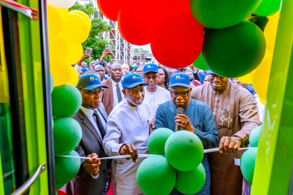 NNPC Ltd donates 35 CNG Buses to Presidential Initiative on CNG 2 20250708 060239