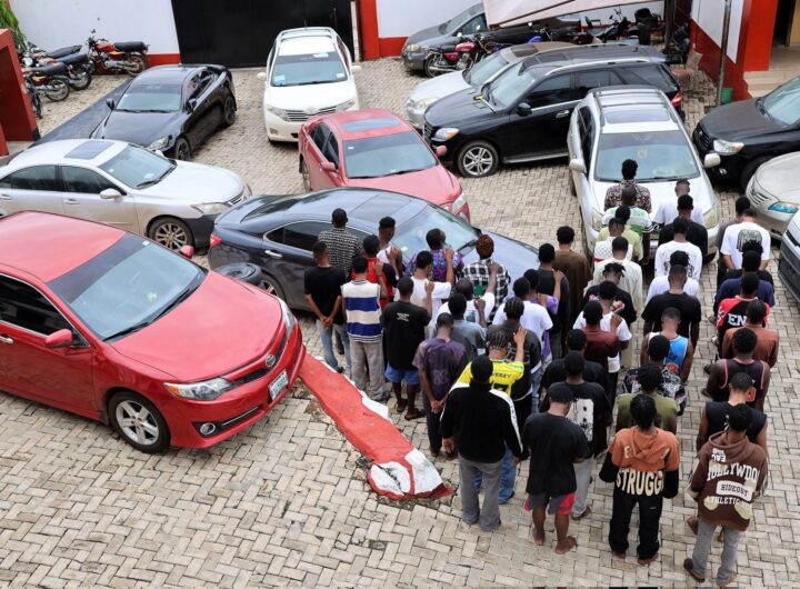 EFCC arrests 48 suspected Yahoo boys in Abeokuta