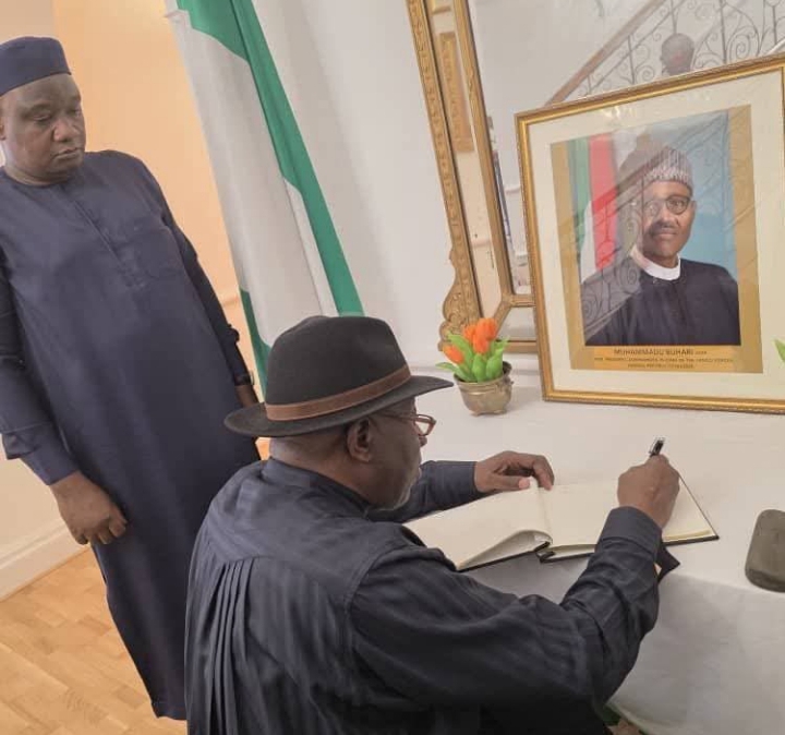 Jonathan, Akufo-Addo visit VP Shettima in London, pay tribute to Buhari 2 Former President Goodluck Jonathan signing Buhari's condolence register in London