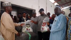 Distribution of fertilizers to farmers in Kogi State