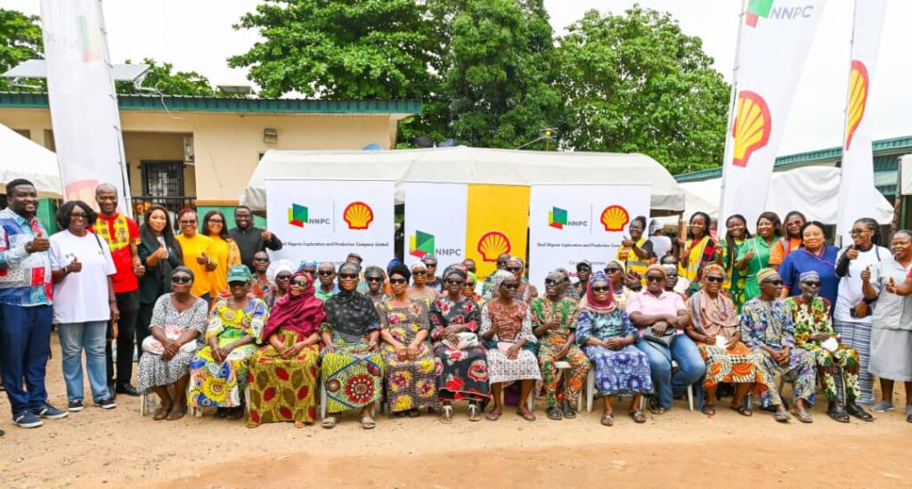 Lagosians benefit from NNPC Shell Vision First